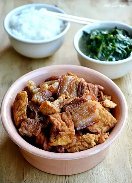 Cách làm món thịt ba chỉ kho đậu hũ ăn hoài không chán