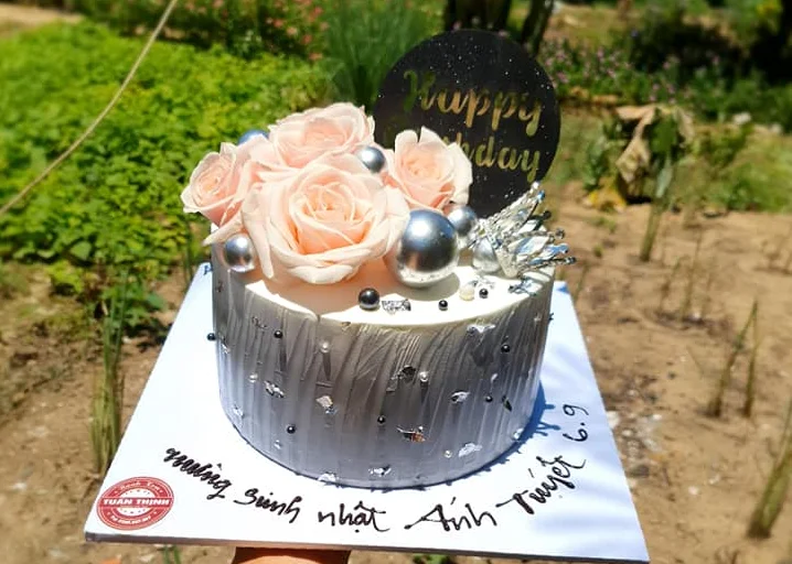 Mẫu bánh kem sinh nhật bạn