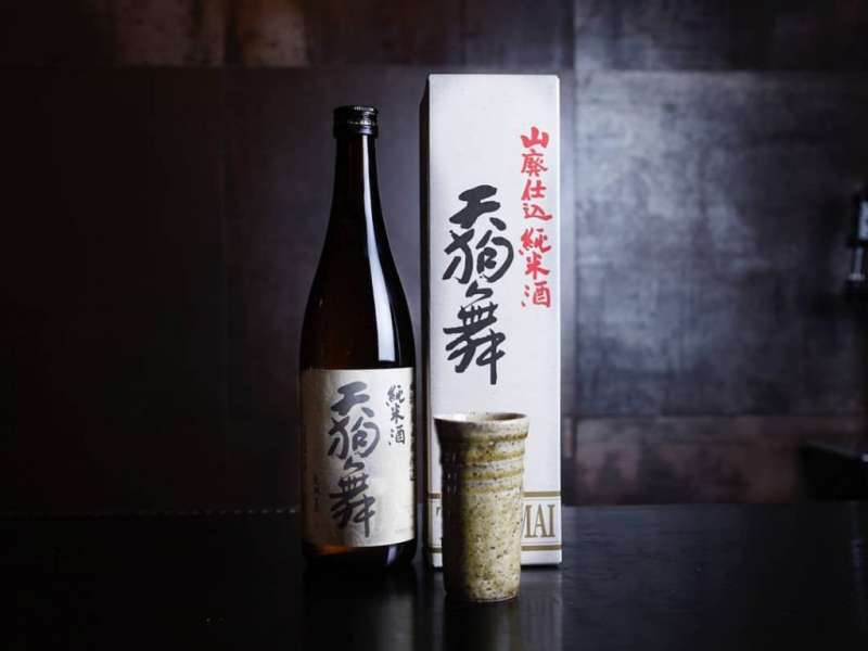 Rượu Sake