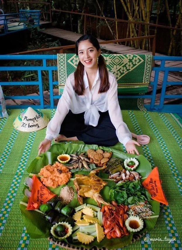Suối Moọc Quảng Bình - Nước, cây, hoang sơ, trong lành và thư giãn