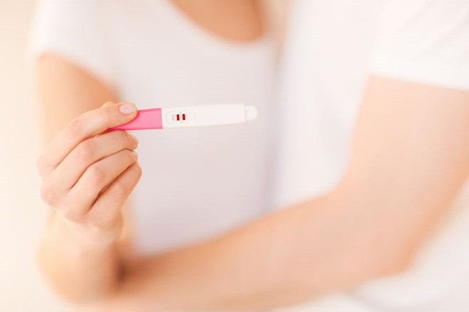 Que thử thai 2 vạch - Dấu hiệu nhận biết có thai sớm nhất