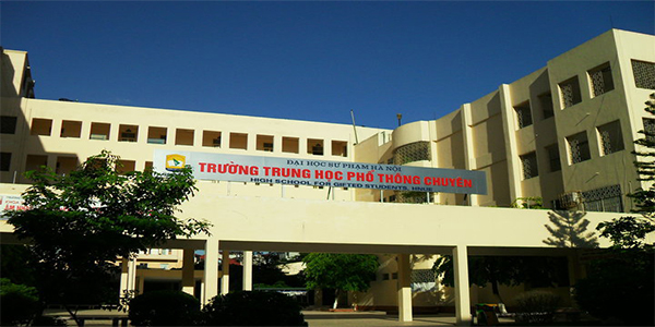 Trường THPT Chuyên Sư Phạm Hà Nội