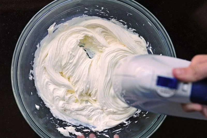 Đánh bông Whipping cream