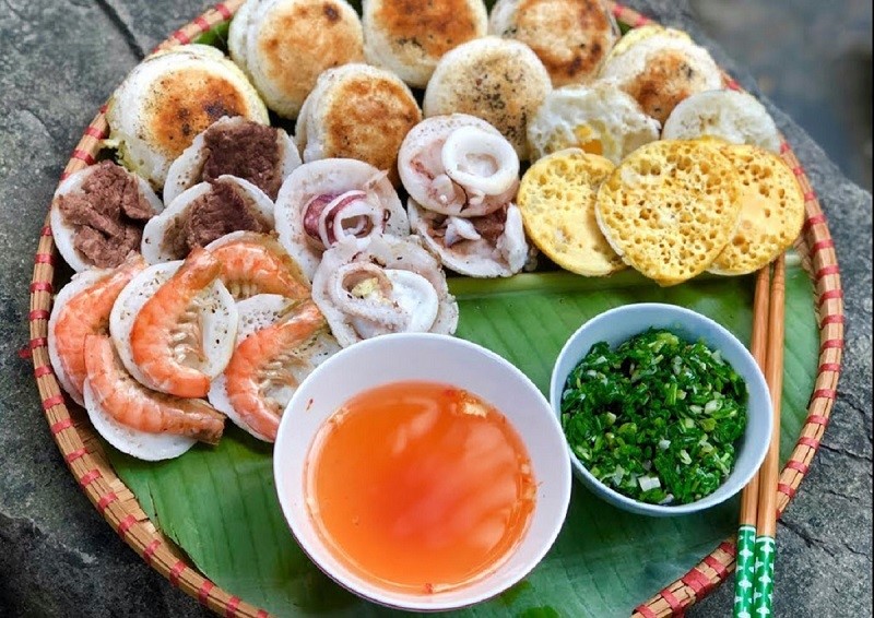 Bánh căn hến Nguyễn Trãi 