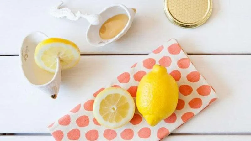 Dưỡng da bằng mặt nạ vitamin E và chanh