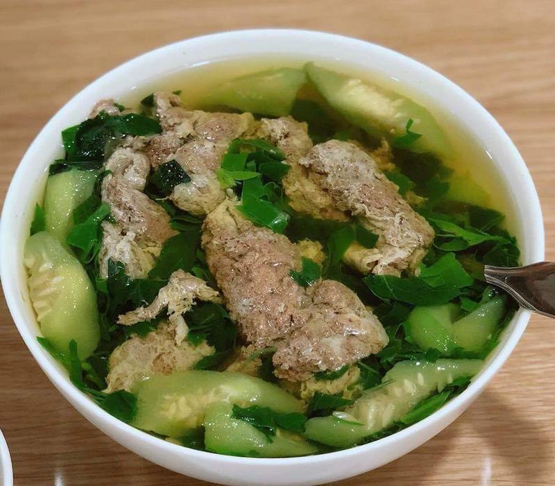 Bát canh cua đồng gợi nhớ tuổi thơ