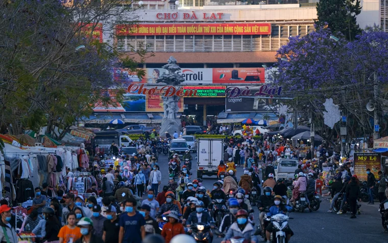 Khung cảnh chợ Đà Lạt lúc xế chiều