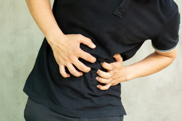 Triệu chứng của bệnh sỏi thận là gì?