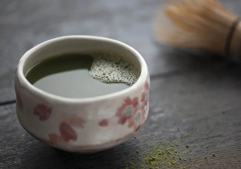 Nước Đinh lăng khô giúp trị ho hiệu quả