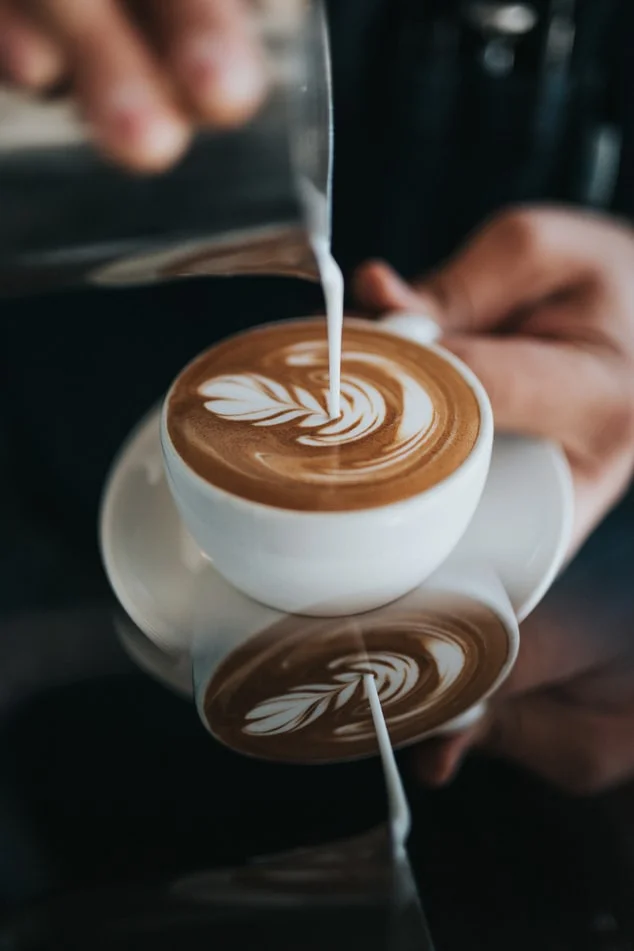 Cảm hứng, kỹ năng và kinh nghiệm của người pha chế ảnh hưởng đến Latte Art