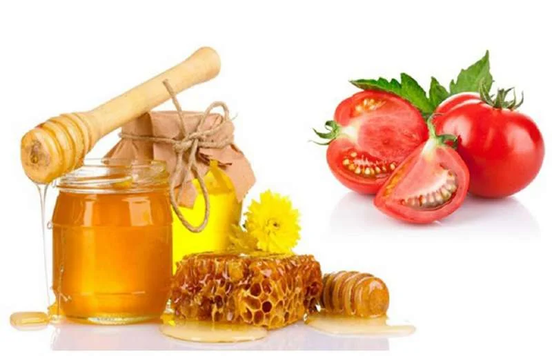 Dưỡng da với mặt nạ cà chua và mật ong