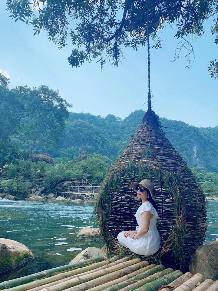 Suối Moọc Quảng Bình - Nước, cây, hoang sơ, trong lành và thư giãn