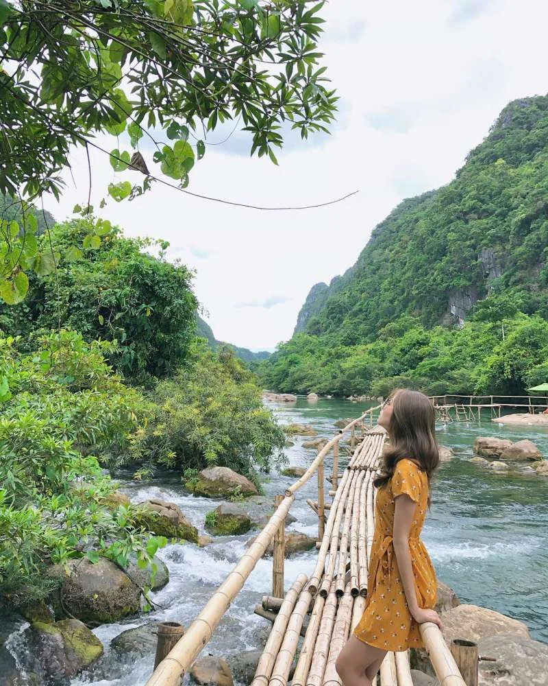 Suối Moọc Quảng Bình - Nước, cây, hoang sơ, trong lành và thư giãn
