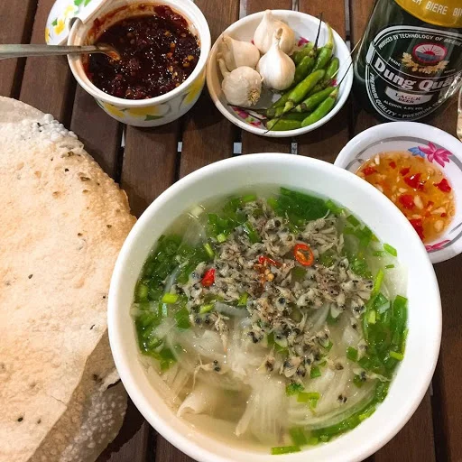 Làm tô don nóng Quảng Ngãi vào thời tiết se lạnh là hết sẩy